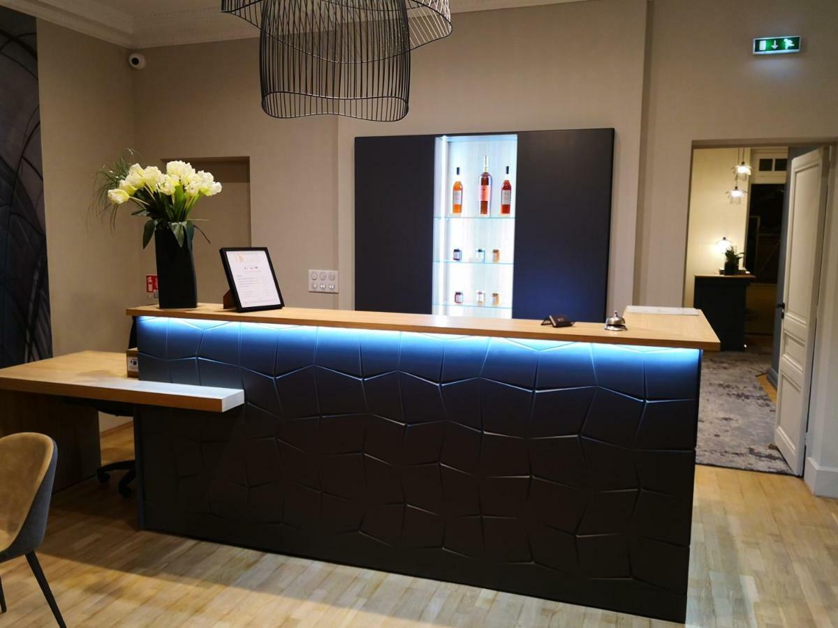 Logis Hotel - Restaurant Maison Claude Darroze Langon  Ngoại thất bức ảnh